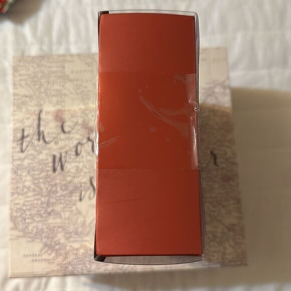 LENOX NIP Set of 4 Dinner Napkin Rings Gold Tone White Green Red Christmas - Picture 5 of 8